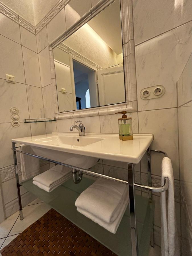 Historical Luxury Homes - Stadtvilla Mit Jacuzzi Und Garten Freiburg im Breisgau Ngoại thất bức ảnh
