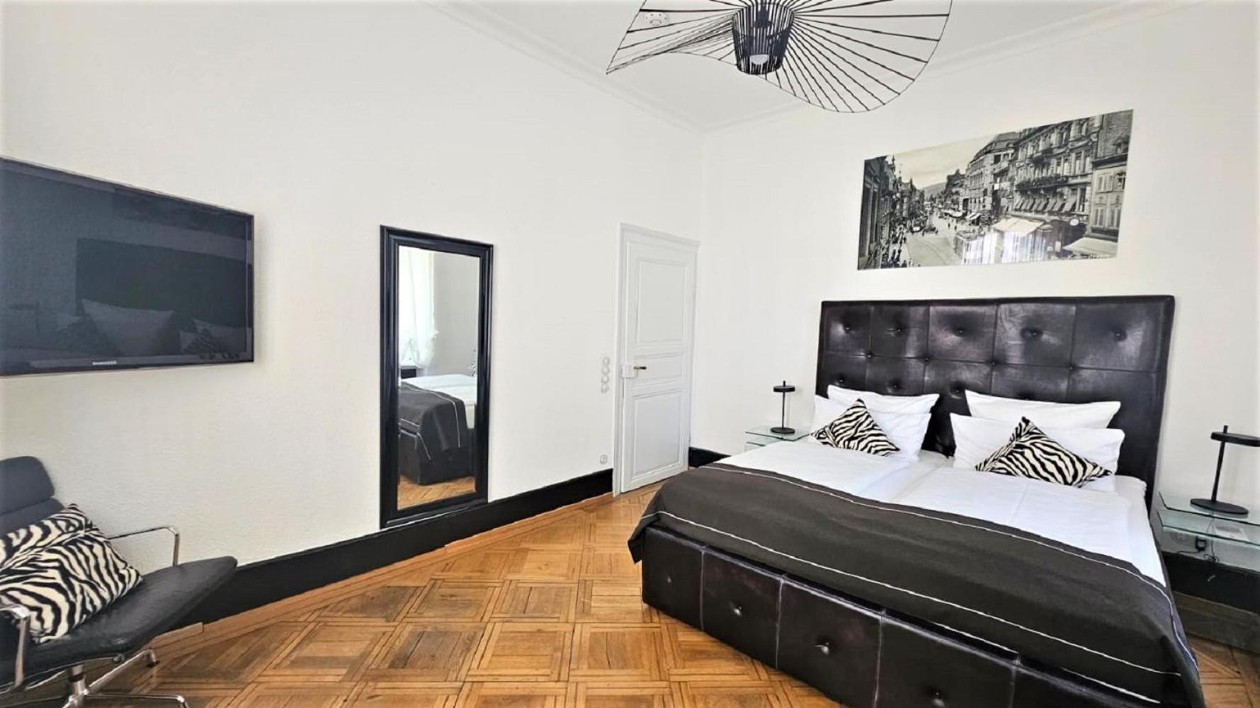 Historical Luxury Homes - Stadtvilla Mit Jacuzzi Und Garten Freiburg im Breisgau Ngoại thất bức ảnh