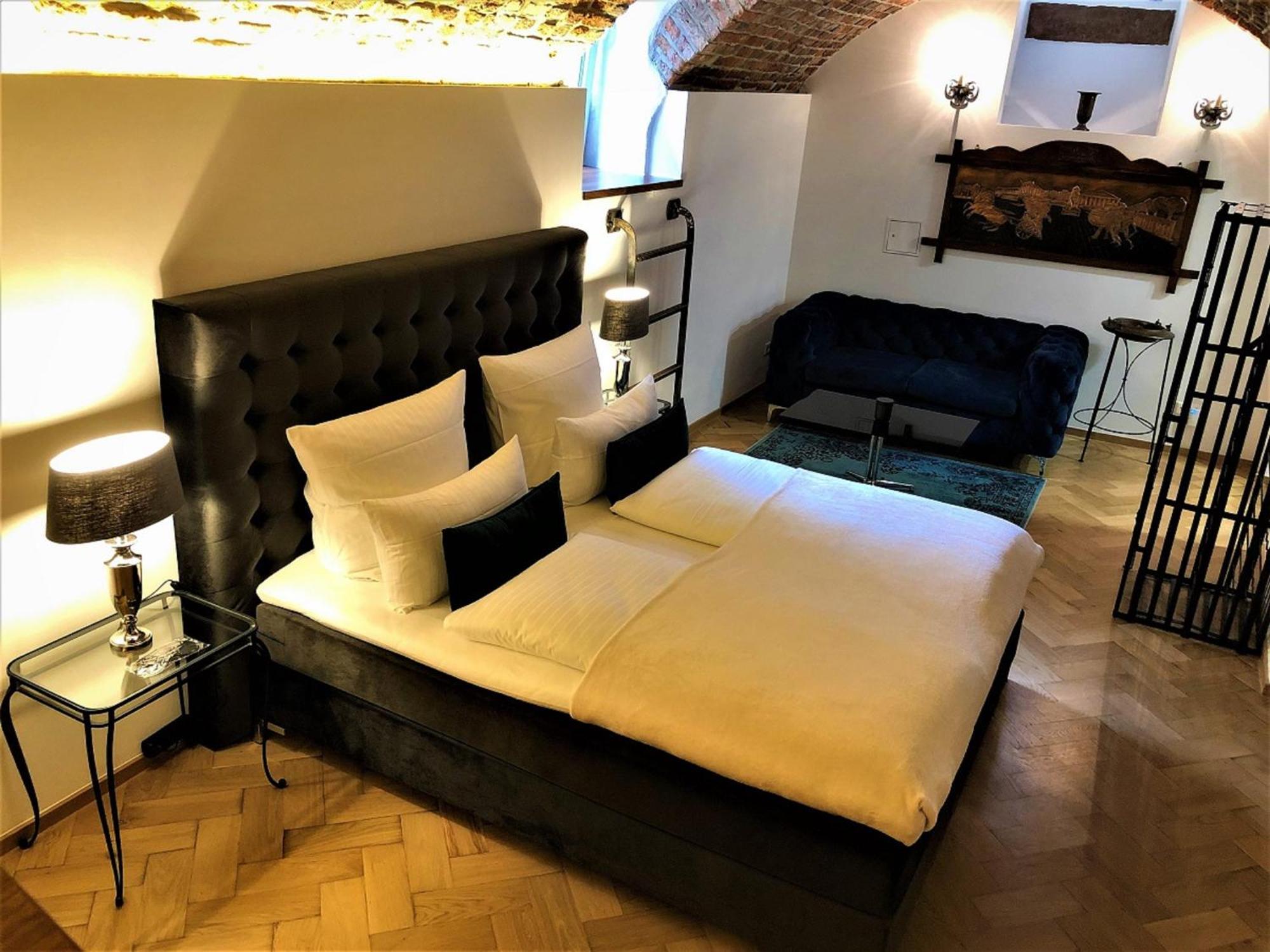 Historical Luxury Homes - Stadtvilla Mit Jacuzzi Und Garten Freiburg im Breisgau Ngoại thất bức ảnh