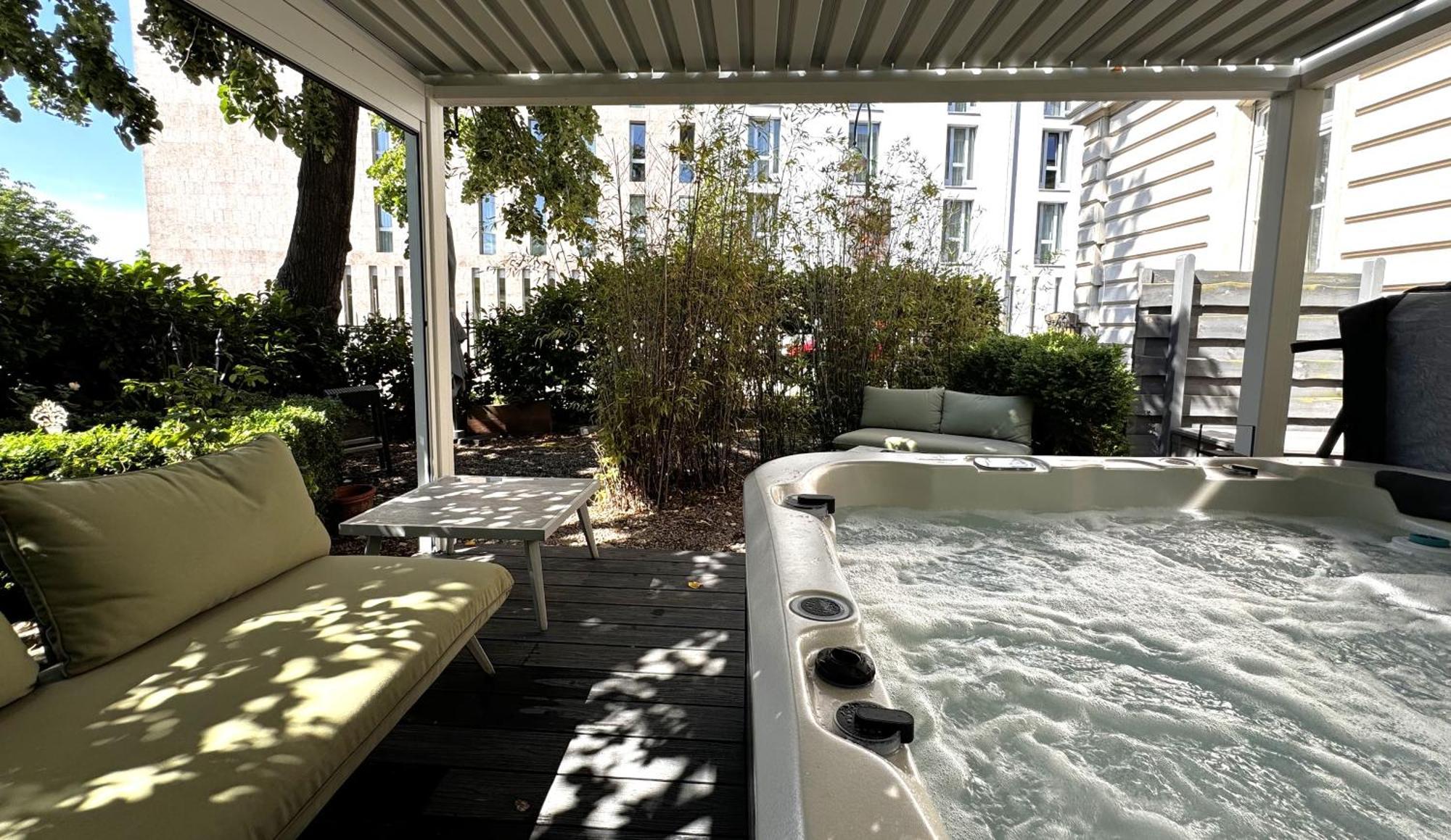 Historical Luxury Homes - Stadtvilla Mit Jacuzzi Und Garten Freiburg im Breisgau Ngoại thất bức ảnh